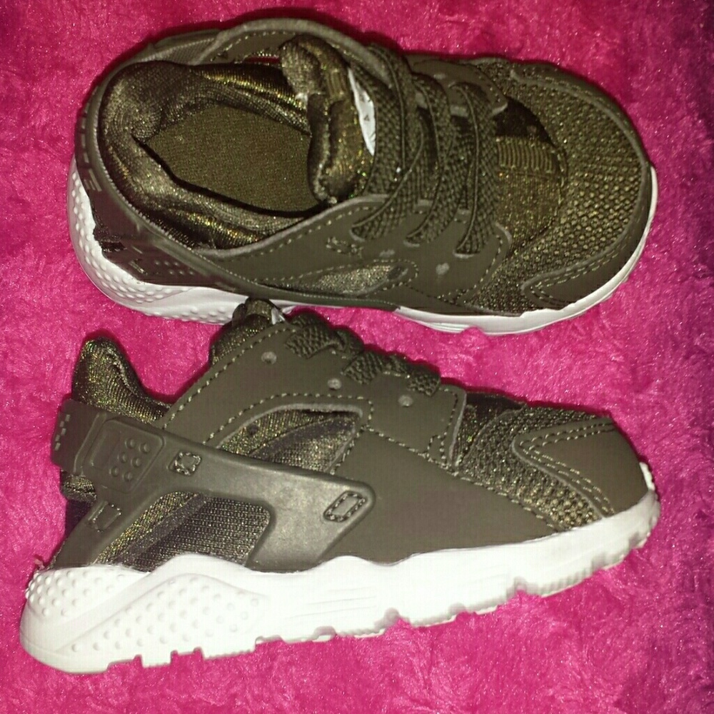 4c unsex nike huarache
